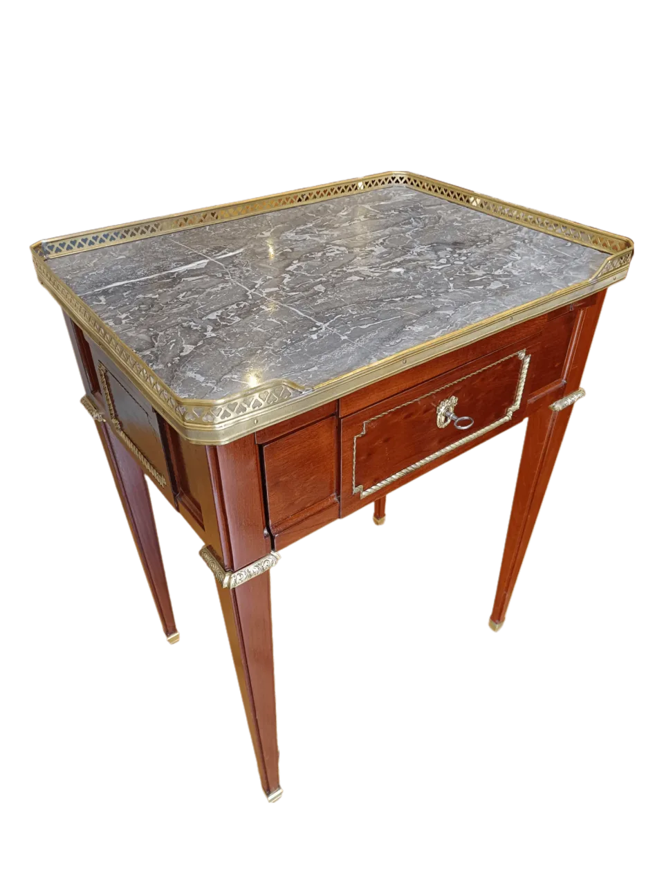 Table à écrire de style Louis XVI en acajou, d’après Riesener