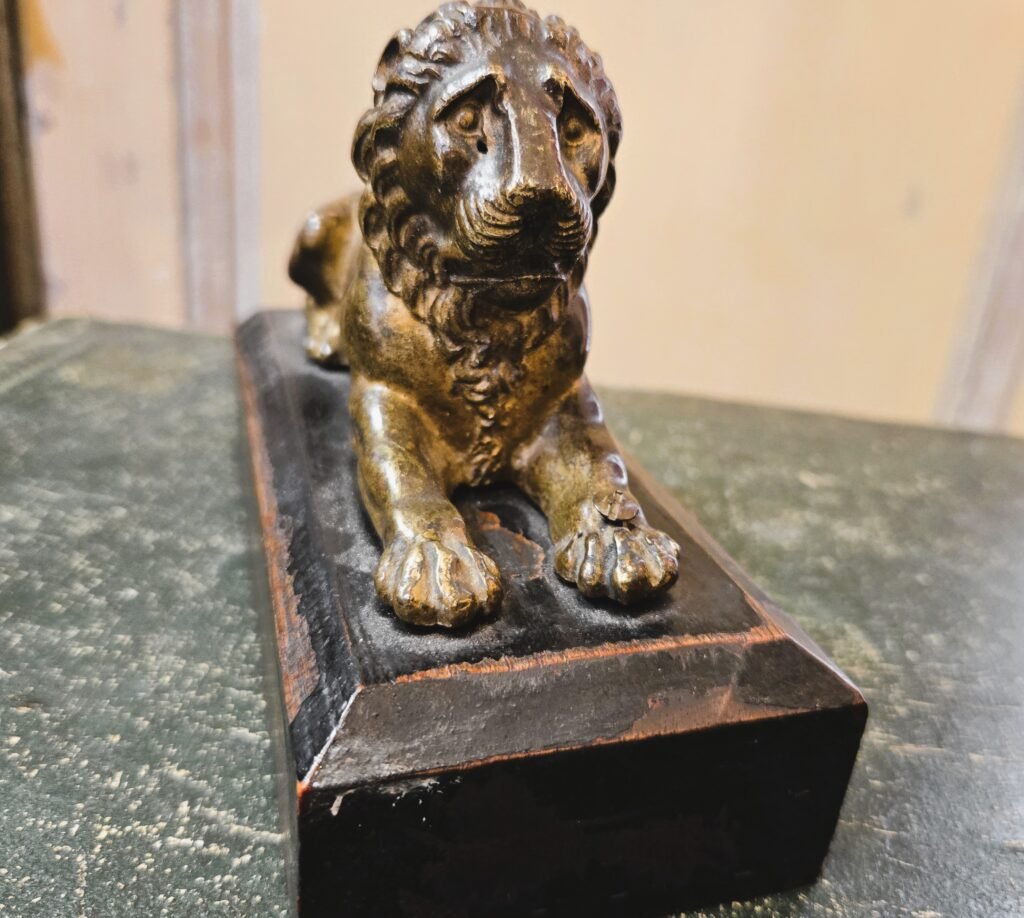 20250703 113357 Petit lion en bronze XVIIIème 20250703 113357 Petit lion en bronze XVIIIème