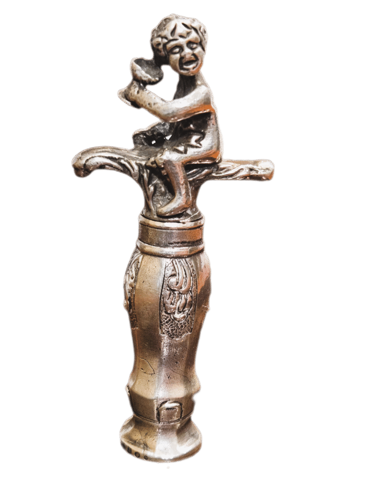 BackgroundEraser 20250919 164016052 Tire-bouchon en argent figurant Bacchus – Londres 1887 BackgroundEraser 20250919 164016052 Tire-bouchon en argent figurant Bacchus – Londres 1887