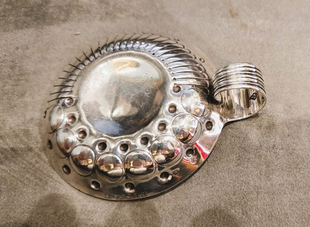 20260328 164913 1 Taste-vin en argent massif , époque 1er Empire