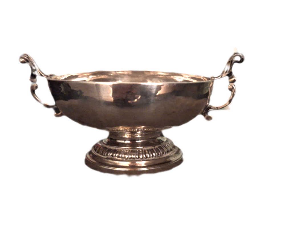 BackgroundEraser 20250501 110130666 Coupe de mariage bourguignonne XVIIIème BackgroundEraser 20250501 110130666 Coupe de mariage bourguignonne XVIIIème