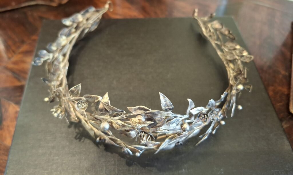 20260902 160240 Couronne de mariage autrichienne en argent 20260902 160240 Couronne de mariage autrichienne en argent